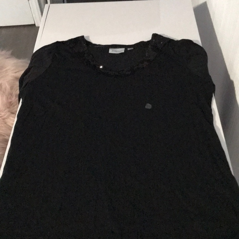 Shirt - Picture 4 of 4